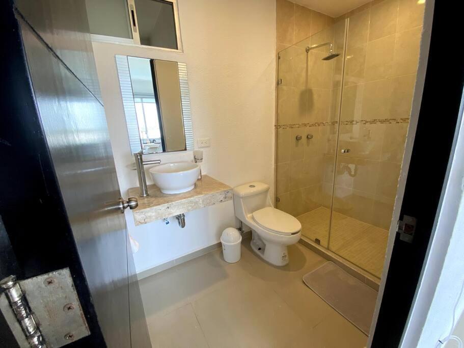 Home & Office Cancun Pool エクステリア 写真