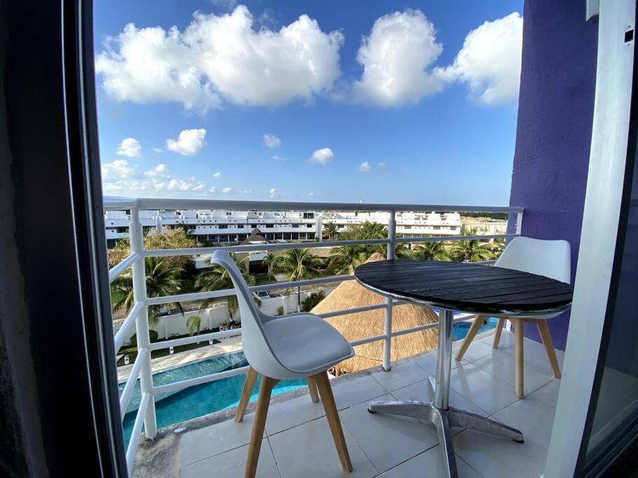 Home & Office Cancun Pool エクステリア 写真