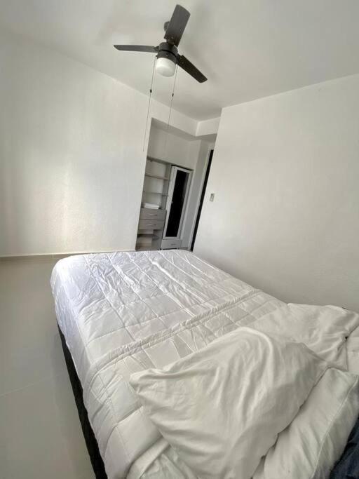 Home & Office Cancun Pool エクステリア 写真